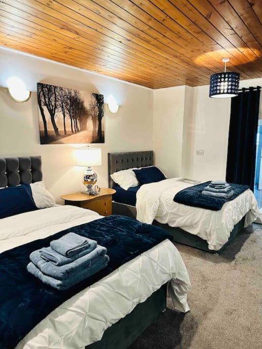 Modern 2 Bedroom Apt Derby City Buitenkant foto