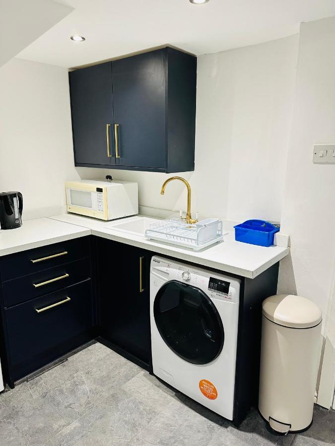 Modern 2 Bedroom Apt Derby City Buitenkant foto